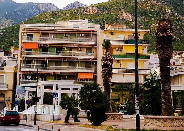 Loutraki Suites